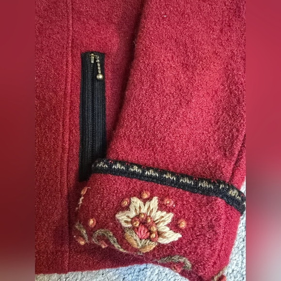 Vintage Icelandic Design Deep Red Boiled Wool Sweater Jacket Embroidered Large - Picture 2 of 10
